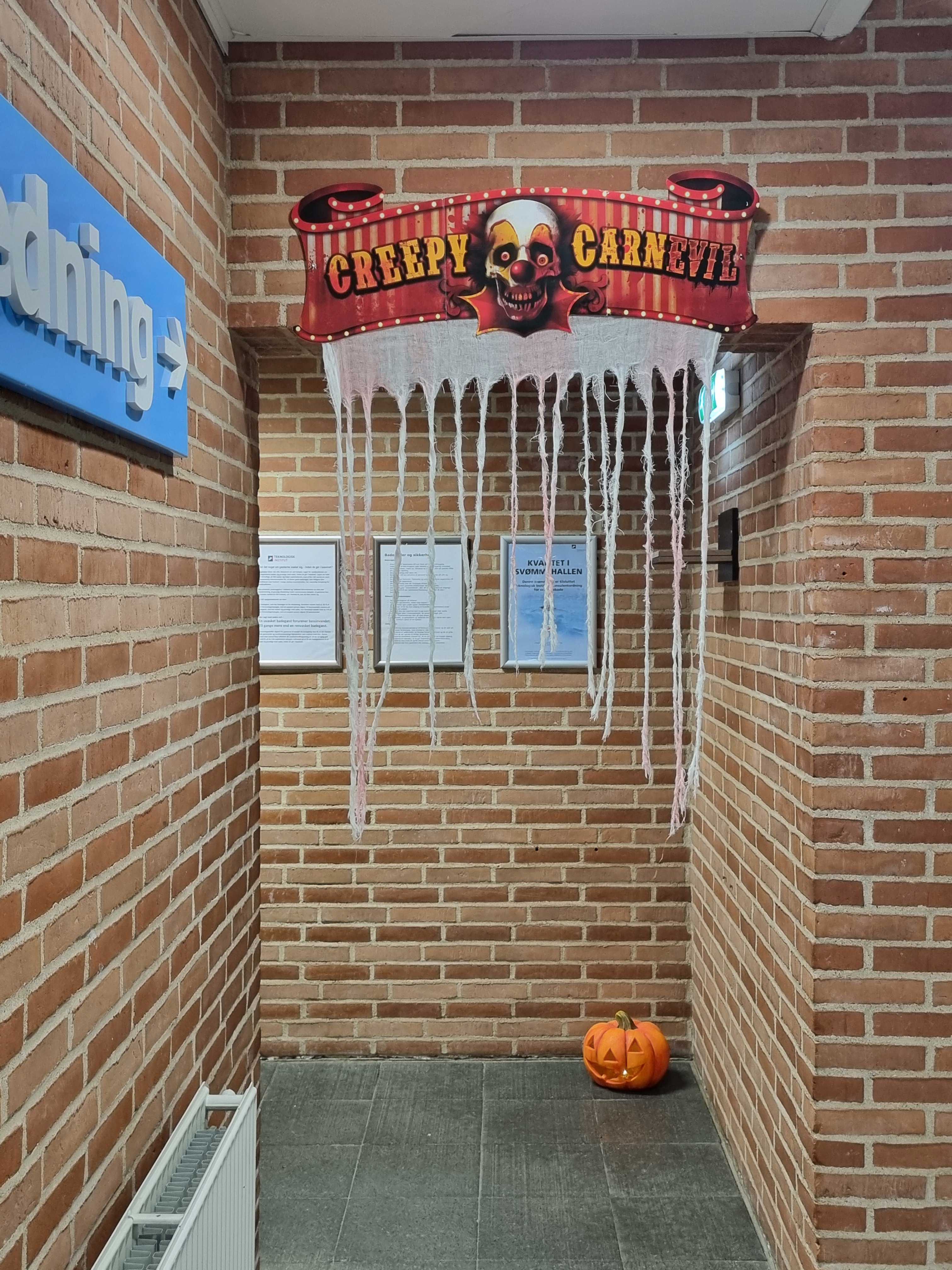 Illustration Creepy Carnevil skilt