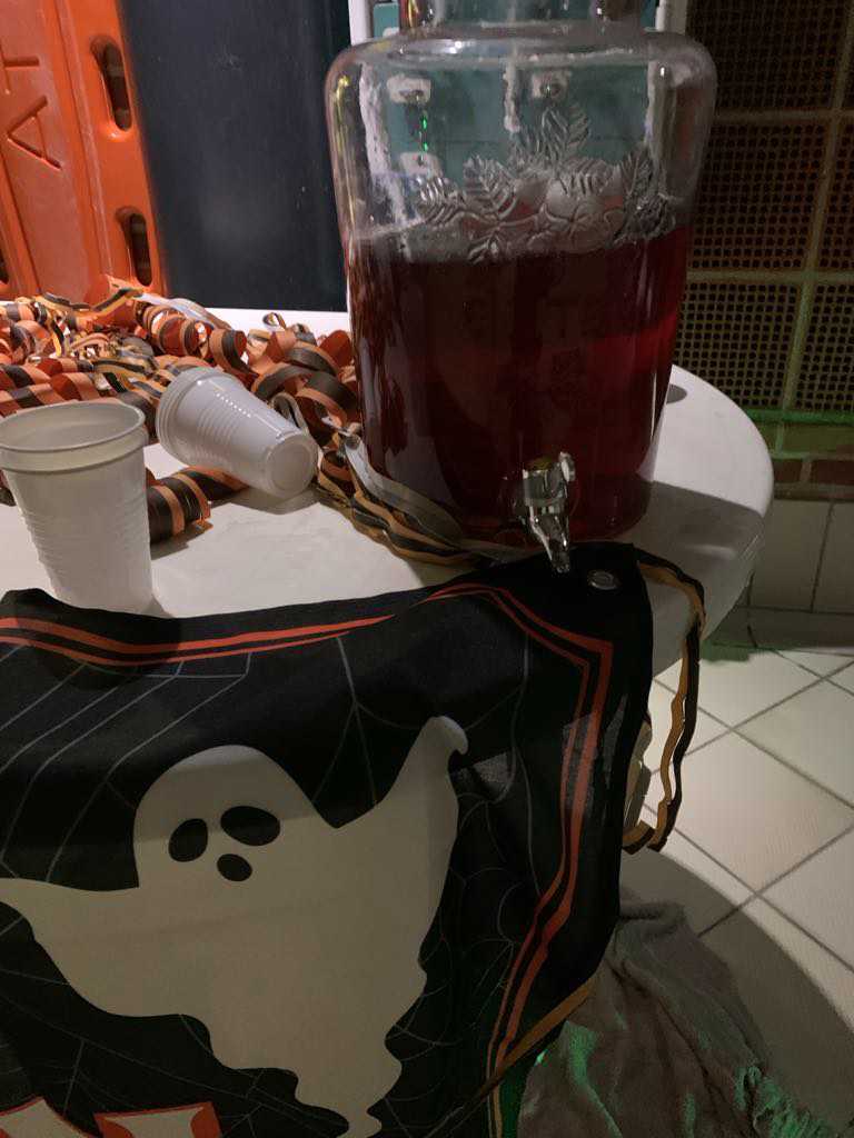 Illustration rød saftevand